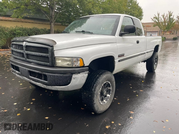 1999 Dodge Ram 2500 with VIN 1B7KF2364XJ585723, listed as a Copart auction lot 79368804 with 272,905 mi miles and Clean Title. Bid and sale history available at carsss.com. Image 2.