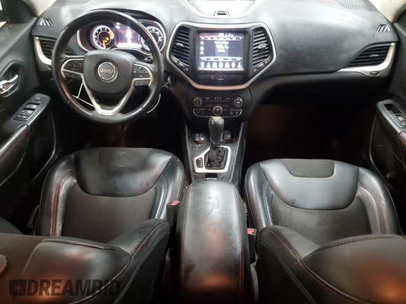 2017 Jeep Cherokee Trailhawk with VIN 1C4PJMBS8HW545440, listed as a Copart auction lot 61485375 with 202,369 mi miles and Clean title. Bid and sale history available at DreamBid. Image 8.