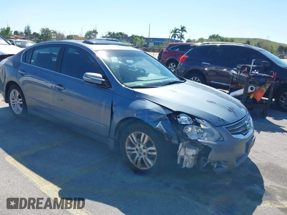 2011 Nissan Altima 2.5 S with VIN 1N4AL2AP4BN489548, listed as a IAAI auction lot 41675139 with 184,886 mi miles. Bid and sale history available at carsss.com. Image 1.