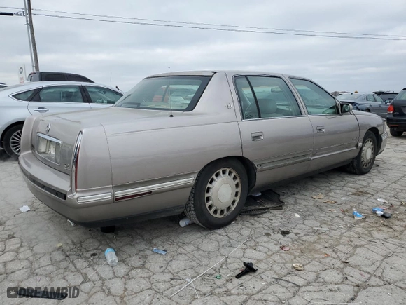 1997 Cadillac DeVille with VIN 1G6KD52Y9VU226005, listed as a Copart auction lot 83111594 with 140,295 mi miles and Salvage Title. Bid and sale history available at carsss.com. Image 3.