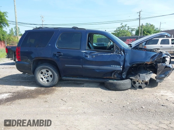 2007 Chevrolet Tahoe LT with VIN 1GNFK13027R261438, listed as a IAAI auction lot 42571229 with 178,632 mi miles and . Bid and sale history available at DreamBid. Image 13.