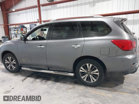 2017 Nissan Pathfinder SL with VIN 5N1DR2MM3HC658076, listed as a IAAI auction lot 41689930 with 212,789 mi miles and . Bid and sale history available at DreamBid. Image 14.