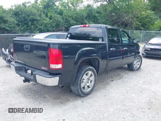 2010 GMC Sierra 1500 SLE z VIN 3GTRCVE05AG219599, wystawiony jako IAAI lot #42426390 z przebiegiem 208 238 mil mil oraz . Historia ofert i sprzedaży dostępna na DreamBid. Obrazek 4.