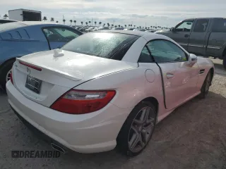 2015 Mercedes-Benz SLK-Class SLK 350 with VIN WDDPK5HAXFF103800, listed as a Copart auction lot 77786054 with 32,433 mi miles and Non Repairable. Bid and sale history available at carsss.com. Image 3.