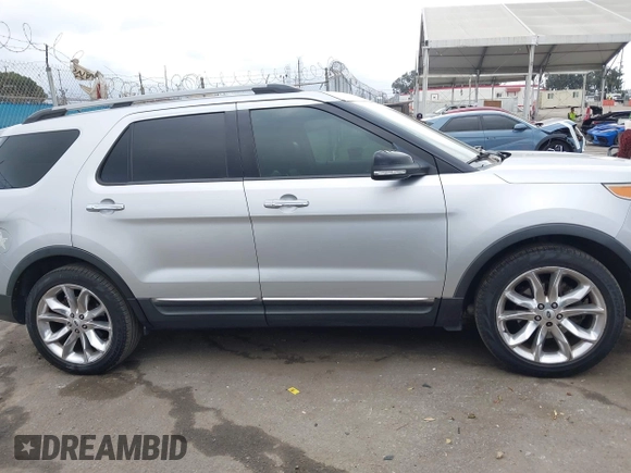 2012 Ford Explorer XLT with VIN 1FMHK7D88CGA94982, listed as a IAAI auction lot 42121534 with 250,897 mi miles and . Bid and sale history available at DreamBid. Image 13.
