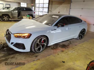 2023 Audi RS 5 Sportback z VIN WUAAWCF5XPA901858, wystawiony jako Copart lot #42140035 z przebiegiem Nie podano mil oraz Szkoda całkowita • Salvage title. Historia ofert i sprzedaży dostępna na DreamBid. Obrazek 1.