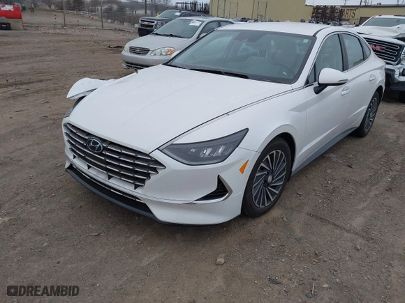 2021 Hyundai Sonata Hybrid SEL with VIN KMHL34JJ7MA032703, listed as a IAAI auction lot 41252575 with 22,067 mi miles. Bid and sale history available at carsss.com. Image 2.