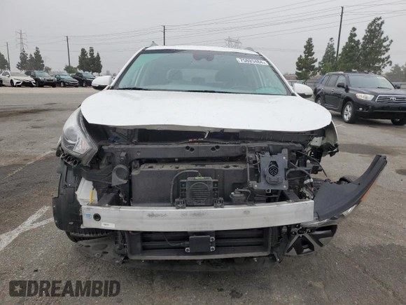 2019 Kia Niro EX Premium with VIN KNDCE3LG1K5027352, listed as a Copart auction lot 75893484 with 82,247 mi miles and Salvage Title. Bid and sale history available at DreamBid. Image 5.