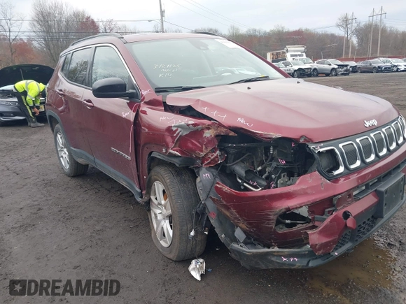 2022 Jeep Compass Latitude with VIN 3C4NJDBB7NT206323, listed as a IAAI auction lot 42038930 with 84,976 mi miles and . Bid and sale history available at DreamBid. Image 6.