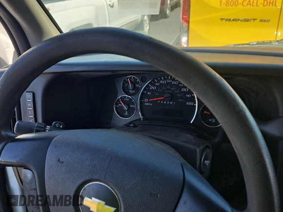 2012 Chevrolet Express Cargo z VIN 1GCWGFCA8C1179156, wystawiony jako IAAI lot #42619582 z przebiegiem 168 910 mil mil oraz . Historia ofert i sprzedaży dostępna na DreamBid. Obrazek 7.