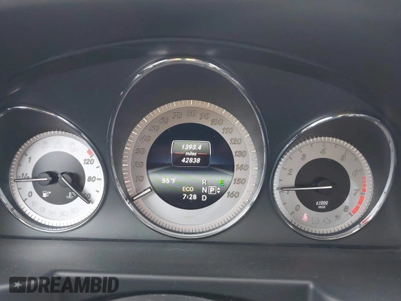 2014 Mercedes-Benz GLK 350 with VIN WDCGG8JB7EG202576, listed as a IAAI auction lot 42013852 with 42,838 mi miles and . Bid and sale history available at DreamBid. Image 7.