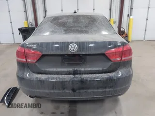 2013 Volkswagen Passat SE z VIN 1VWBH7A38DC085268, wystawiony jako IAAI lot #41811430 z przebiegiem 155 813 mil mil oraz . Historia ofert i sprzedaży dostępna na DreamBid. Obrazek 17.