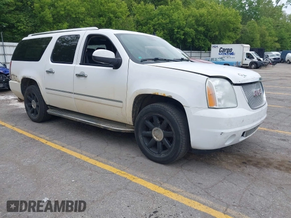 2011 GMC Yukon XL Denali z VIN 1GKS2MEF2BR190877, wystawiony jako IAAI lot #42364202 z przebiegiem 160 063 mil mil oraz . Historia ofert i sprzedaży dostępna na DreamBid. Obrazek 1.