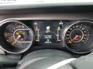 2020 Jeep Wrangler Sport S with VIN 1C4GJXAG8LW285550, listed as a Copart auction lot 46400075 with 24,388 mi miles and Salvage Title. Bid and sale history available at carsss.com. Image 9.