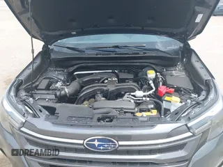 2025 Subaru Forester Premium z VIN JF2SLDDC4SH451241, wystawiony jako IAAI lot #42256273 z przebiegiem 3 108 mil mil oraz . Historia ofert i sprzedaży dostępna na DreamBid. Obrazek 10.