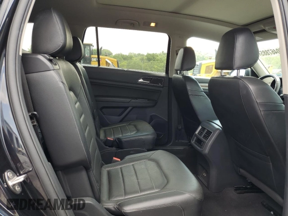 2019 Volkswagen Atlas SEL Premium z VIN 1V2NR2CA3KC603035, wystawiony jako Copart lot #60467885 z przebiegiem 97 303 mil mil oraz Szkoda całkowita • Salvage title. Historia ofert i sprzedaży dostępna na DreamBid. Obrazek 11.