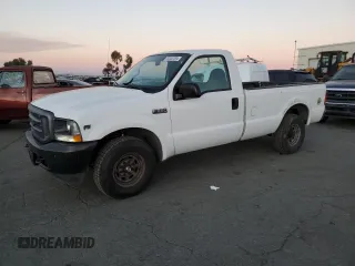 2002 Ford Super Duty F-250 XL with VIN 1FTNF20L32EA82290, listed as a Copart auction lot 82052494 with 133,019 mi miles and Clean Title. Bid and sale history available at carsss.com. Image 1.