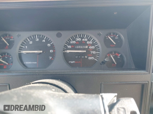 1992 Jeep Cherokee with VIN 1J4FT88S2NL251950, listed as a IAAI auction lot 42662079 with 1,689,263 mi miles and . Bid and sale history available at DreamBid. Image 7.