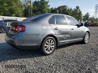 2010 Volkswagen Jetta Limited Edition с VIN 3VWAX7AJ9AM143766, выставлен на аукционе Copart как лот 58449675 с пробегом 256 033 миль миль и Списание • Salvage title. История ставок и продаж доступна на DreamBid. Изображение 3.
