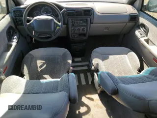 1999 Chevrolet Venture z VIN 1GNDX03E9XD195238, wystawiony jako Copart lot #74138994 z przebiegiem 140 283 mil mil oraz Szkoda całkowita • Salvage title. Historia ofert i sprzedaży dostępna na DreamBid. Obrazek 8.