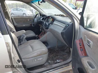 2004 Toyota Highlander z VIN JTEDP21A940025867, wystawiony jako IAAI lot #42274495 z przebiegiem 243 774 mil mil oraz . Historia ofert i sprzedaży dostępna na DreamBid. Obrazek 5.