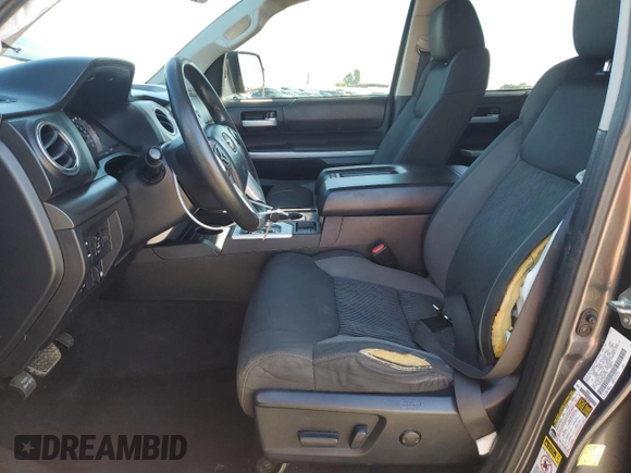 2014 Toyota Tundra SR5 z VIN 5TFEY5F16EX151726, wystawiony jako Copart lot #49416125 z przebiegiem 135 642 mil mil oraz Szkoda całkowita • Salvage title. Historia ofert i sprzedaży dostępna na DreamBid. Obrazek 7.