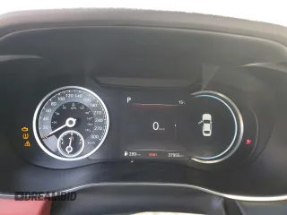 2023 Genesis G70 3.3T z VIN KMTG54TE9PU110080, wystawiony jako Copart lot #48878795 z przebiegiem 37 955 mil mil oraz Szkody całkowita. Historia ofert i sprzedaży dostępna na DreamBid. Obrazek 9.