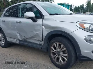 2016 FIAT 500X Easy z VIN ZFBCFYBT8GP341121, wystawiony jako IAAI lot #42590758 z przebiegiem 79 443 mil mil oraz . Historia ofert i sprzedaży dostępna na DreamBid. Obrazek 6.