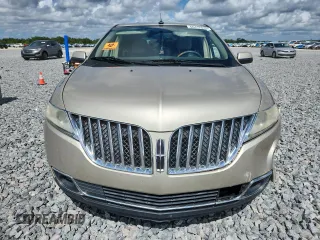 2011 Lincoln MKX z VIN 2LMDJ6JK4BBJ21777, wystawiony jako Copart lot #60412835 z przebiegiem Nie podano mil oraz Szkoda całkowita • Salvage title. Historia ofert i sprzedaży dostępna na DreamBid. Obrazek 5.