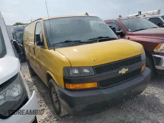 2021 Chevrolet Express Cargo z VIN 1GCWGAFP2M1175043, wystawiony jako Copart lot #59509695 z przebiegiem 225 388 mil mil oraz Czysty tytuł • Clean title. Historia ofert i sprzedaży dostępna na DreamBid. Obrazek 4.