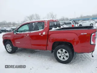 2016 GMC Canyon 4WD SLE with VIN 1GTG6CE32G1135910, listed as a IAAI auction lot 41322744 with 132,586 mi miles. Bid and sale history available at carsss.com. Image 15.