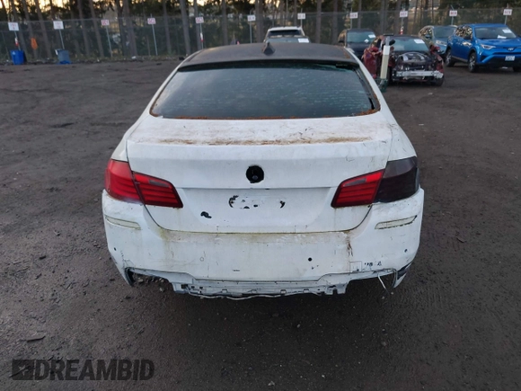 2011 BMW 5 Series 535i z VIN WBAFR7C50BC801316, wystawiony jako IAAI lot #38335558 z przebiegiem Nie podano mil oraz . Historia ofert i sprzedaży dostępna na DreamBid. Obrazek 15.
