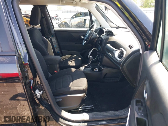 2020 Jeep Renegade Latitude z VIN ZACNJABB1LPL44438, wystawiony jako IAAI lot #41982404 z przebiegiem 77 537 mil mil oraz . Historia ofert i sprzedaży dostępna na DreamBid. Obrazek 5.