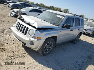 2009 Jeep Patriot z VIN 1J8FF28B79D192574, wystawiony jako Copart lot #76812634 z przebiegiem 120 822 mil mil oraz Szkoda całkowita • Salvage title. Historia ofert i sprzedaży dostępna na DreamBid. Obrazek 1.