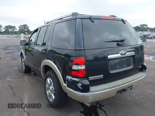 2007 Ford Explorer Eddie Bauer с VIN 1FMEU64E77UB41195, выставлен на аукционе IAAI как лот 42434007 с пробегом 237 129 миль миль и . История ставок и продаж доступна на DreamBid. Изображение 3.