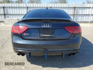2013 Audi S5 Premium Plus z VIN WAUCGAFR9DA043933, wystawiony jako Copart lot #47098075 z przebiegiem 96 069 mil mil oraz Tytuł czysty. Historia ofert i sprzedaży dostępna na DreamBid. Obrazek 6.