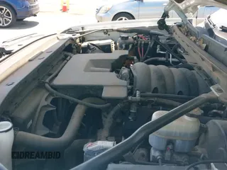 2017 GMC Sierra 1500 z VIN 1GTN2LEC4HZ902372, wystawiony jako IAAI lot #42381475 z przebiegiem 207 106 mil mil oraz . Historia ofert i sprzedaży dostępna na DreamBid. Obrazek 18.