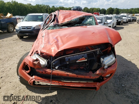 2017 Toyota Tacoma SR5 z VIN 5TFRZ5CN6HX045562, wystawiony jako Copart lot #47294661 z przebiegiem Nie podano mil oraz Szkoda całkowita • Salvage title. Historia ofert i sprzedaży dostępna na DreamBid. Obrazek 7.