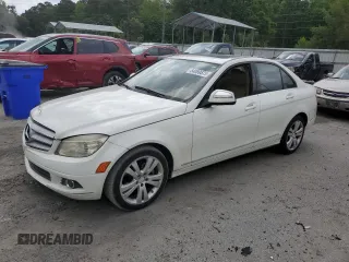 2008 Mercedes-Benz C 300 Sport z VIN WDDGF54X68R015021, wystawiony jako Copart lot #54089575 z przebiegiem 101 560 mil mil oraz Czysty tytuł • Clean title. Historia ofert i sprzedaży dostępna na DreamBid. Obrazek 1.