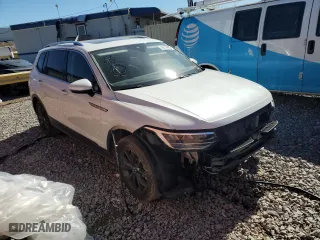 2023 Volkswagen Tiguan SE with VIN 3VVNB7AX8PM085800, listed as a Copart auction lot 46514665 with 26,481 mi miles and Salvage Title. Bid and sale history available at carsss.com. Image 4.