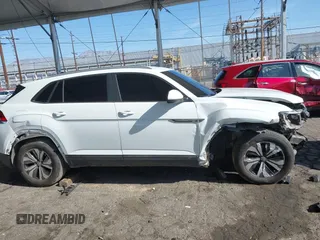 2024 Volkswagen Atlas SE with VIN 1V2LE2CA0RC249150, listed as a IAAI auction lot 41969218 with 7,291 mi miles and . Bid and sale history available at DreamBid. Image 14.