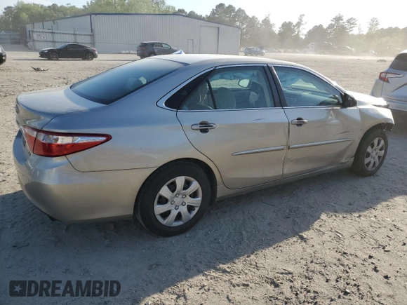 2015 Toyota Camry XLE with VIN 4T4BF1FK0FR455830, listed as a Copart auction lot 53169095 with 138,947 mi miles and Salvage Title. Bid and sale history available at carsss.com. Image 3.