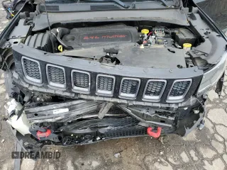 2018 Jeep Compass Trailhawk z VIN 3C4NJDDB4JT147867, wystawiony jako Copart lot #55981295 z przebiegiem 107 718 mil mil oraz Szkoda całkowita • Salvage title. Historia ofert i sprzedaży dostępna na DreamBid. Obrazek 12.