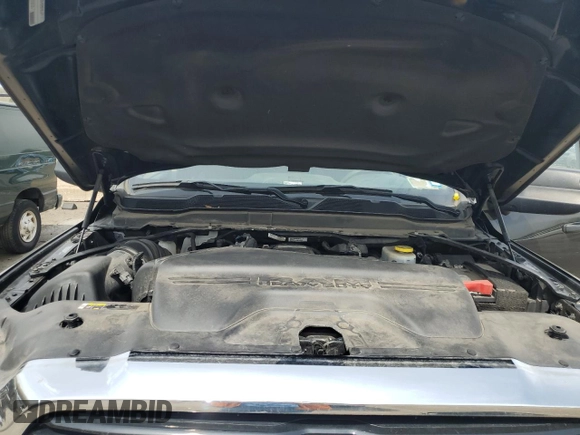 2020 Ram 2500 Tradesman z VIN 3C6UR5CL7LG308879, wystawiony jako Copart lot #54360765 z przebiegiem 90 774 mil mil oraz Szkoda całkowita • Salvage title. Historia ofert i sprzedaży dostępna na DreamBid. Obrazek 11.