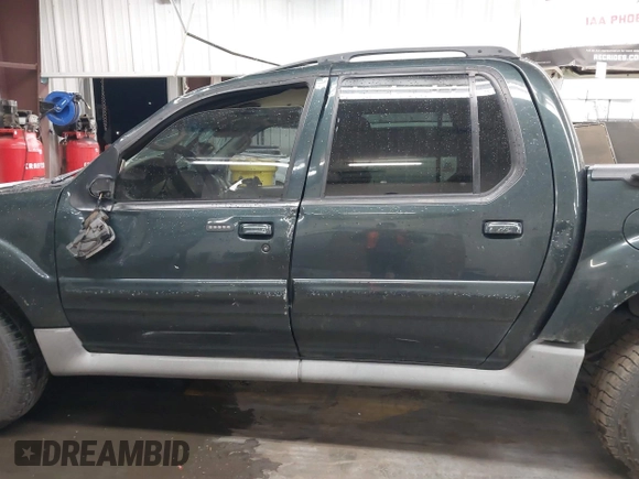 2003 Ford Explorer Sport Trac XLS z VIN 1FMZU77E73UB07352, wystawiony jako IAAI lot #41803900 z przebiegiem 153 433 mil mil oraz . Historia ofert i sprzedaży dostępna na DreamBid. Obrazek 13.