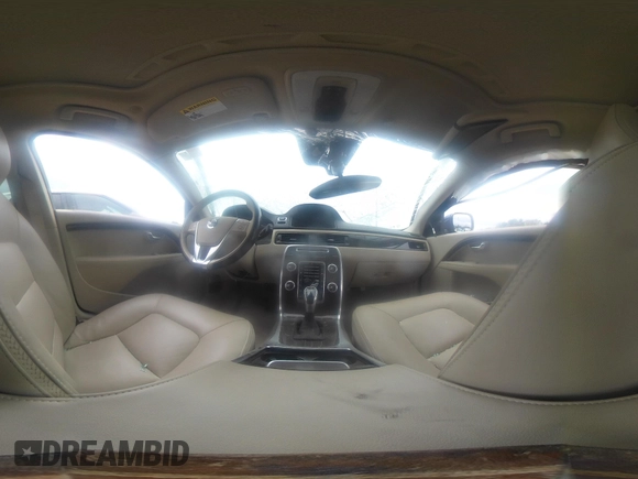 2015 Volvo XC70 T5 Drive-E Premier with VIN YV440MBK7F1209968, listed as a IAAI auction lot 41914571 with 69,668 mi miles and . Bid and sale history available at DreamBid. Image 18.