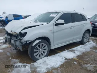 2011 Mitsubishi Outlander Sport SE with VIN JA4AP4AU1BZ005113, listed as a IAAI auction lot 40390111 with 152,712 mi miles. Bid and sale history available at carsss.com. Image 2.