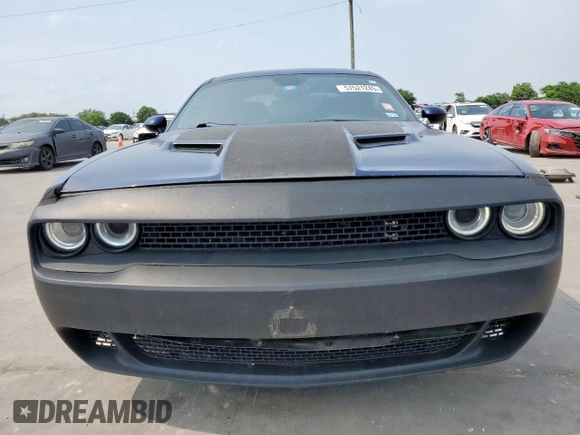 2015 Dodge Challenger SXT Plus z VIN 2C3CDZBG1FH809774, wystawiony jako Copart lot #57521245 z przebiegiem 134 614 mil mil oraz Szkoda całkowita • Salvage title. Historia ofert i sprzedaży dostępna na DreamBid. Obrazek 5.
