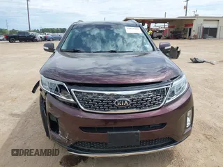 2015 Kia Sorento SX Limited with VIN 5XYKW4A72FG555027, listed as a IAAI auction lot 41884409 with 107,070 mi miles. Bid and sale history available at carsss.com. Image 6.