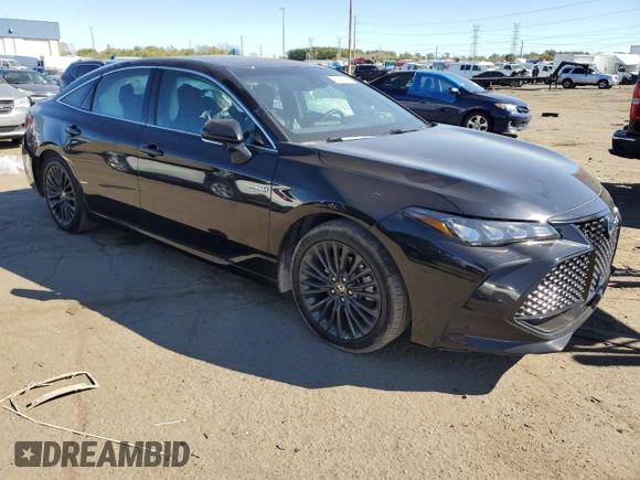 2021 Toyota Avalon Hybrid XSE z VIN 4T1EA1AB6MU007490, wystawiony jako Copart lot #75132224 z przebiegiem 61 669 mil mil oraz Nie do naprawy • Non repairable. Historia ofert i sprzedaży dostępna na DreamBid. Obrazek 4.